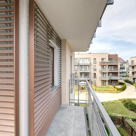 Baltic Pearl By Renters *
