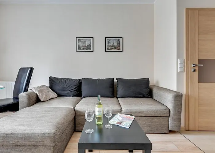 Baltic Pearl By Renters *